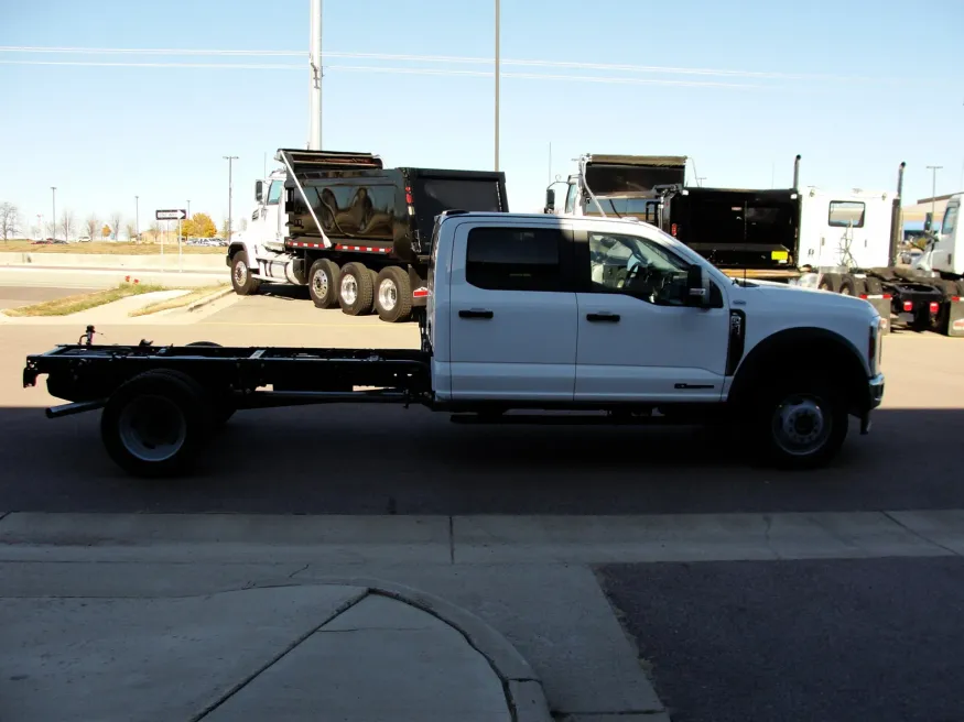 2026 Ford F-550 | Photo 6 of 15