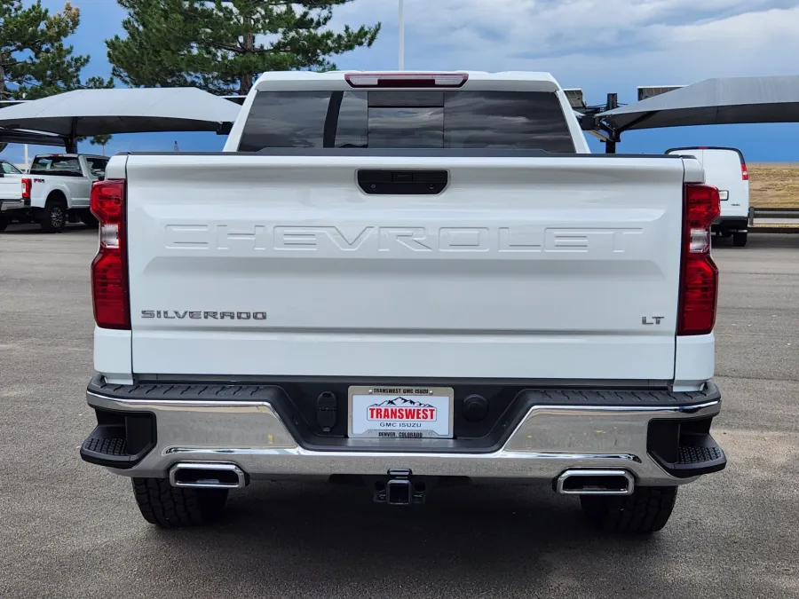 2021 Chevrolet Silverado 1500 LT | Photo 12 of 31