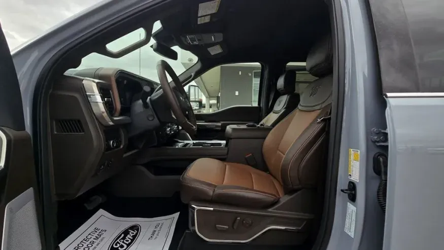 2026 Ford Super Duty F-250 | Photo 26 of 43