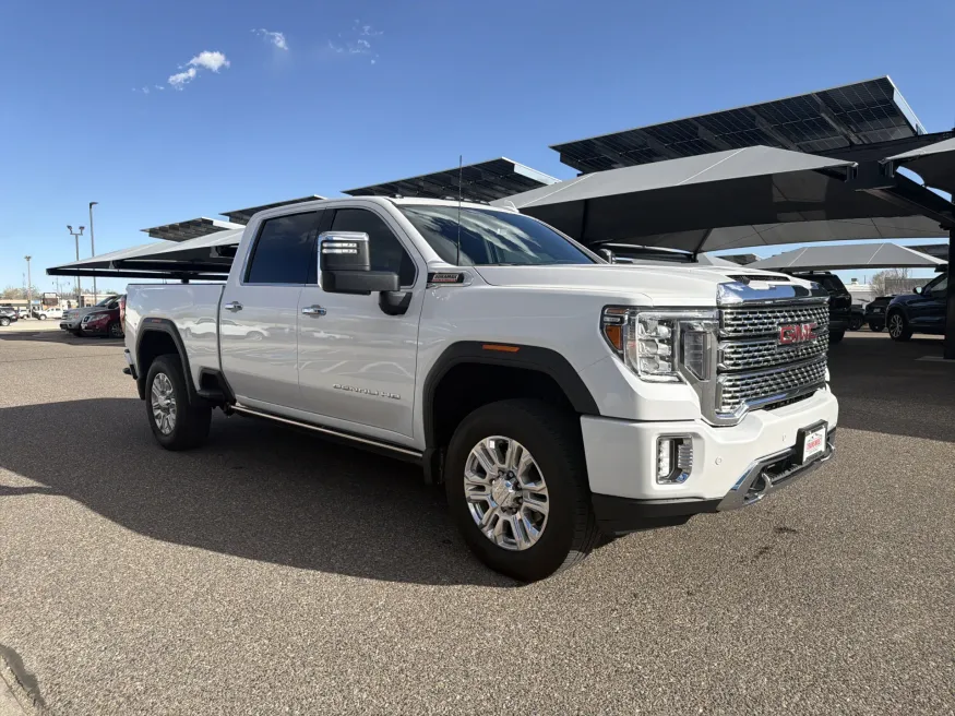 2022 GMC Sierra 2500HD Denali | Photo 6 of 20