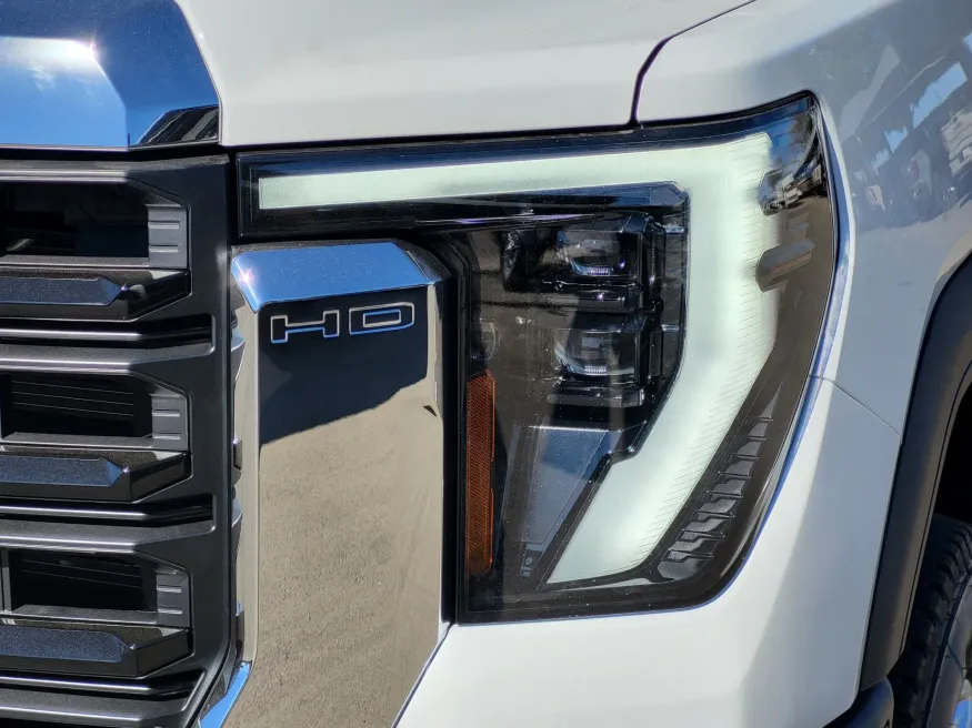 2026 GMC Sierra 2500HD Pro | Photo 6 of 24