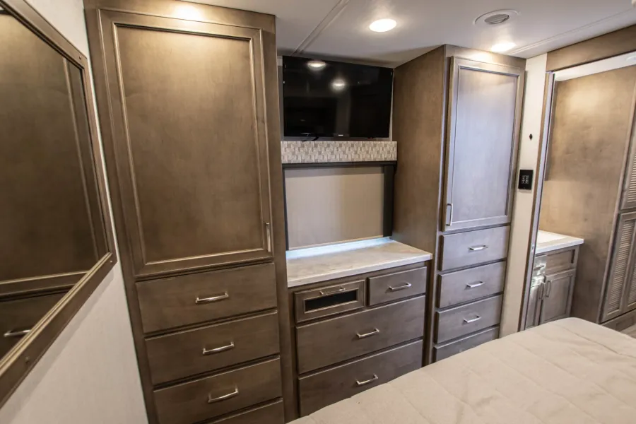 2026 Renegade Verona 40VTS | Photo 25 of 26