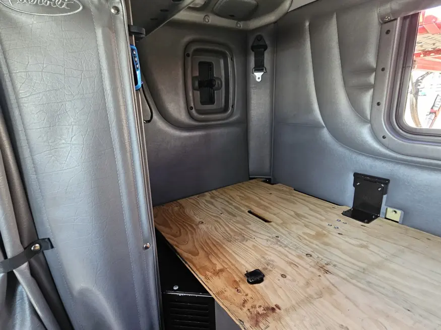 2018 Peterbilt 389 | Photo 31 of 35