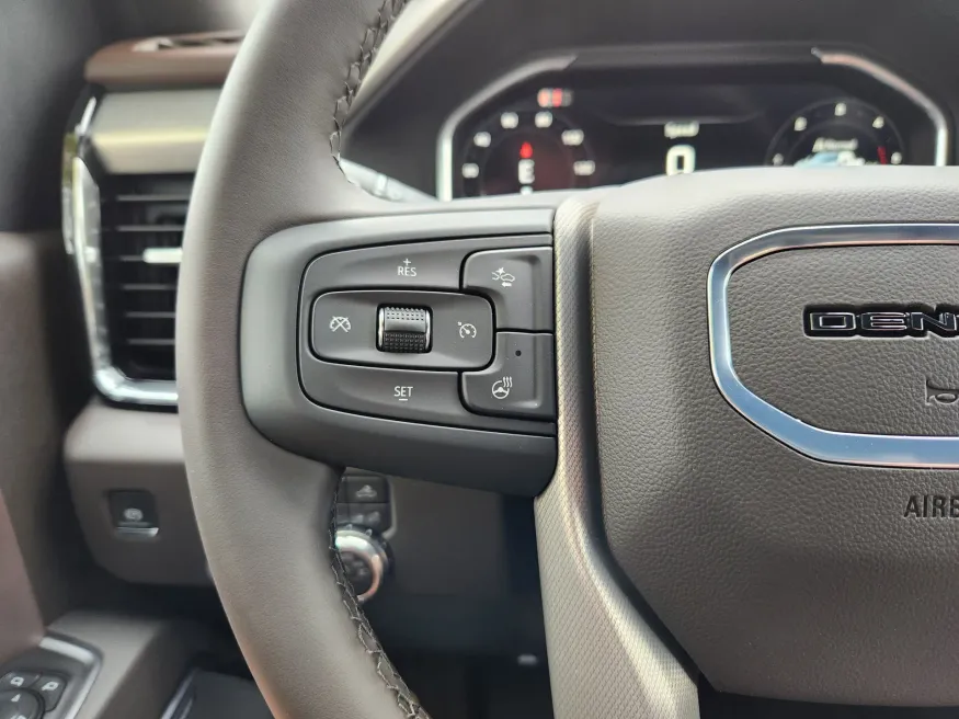 2026 GMC Sierra 3500HD Denali | Photo 23 of 30