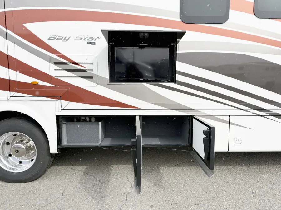 2022 Newmar Bay Star 3626 | Photo 25 of 30