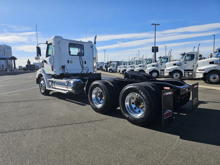 2025 Western Star 47X | Photo 7 of 17