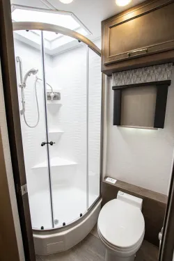 2026 Renegade Verona 40VTS | Thumbnail Photo 22 of 26