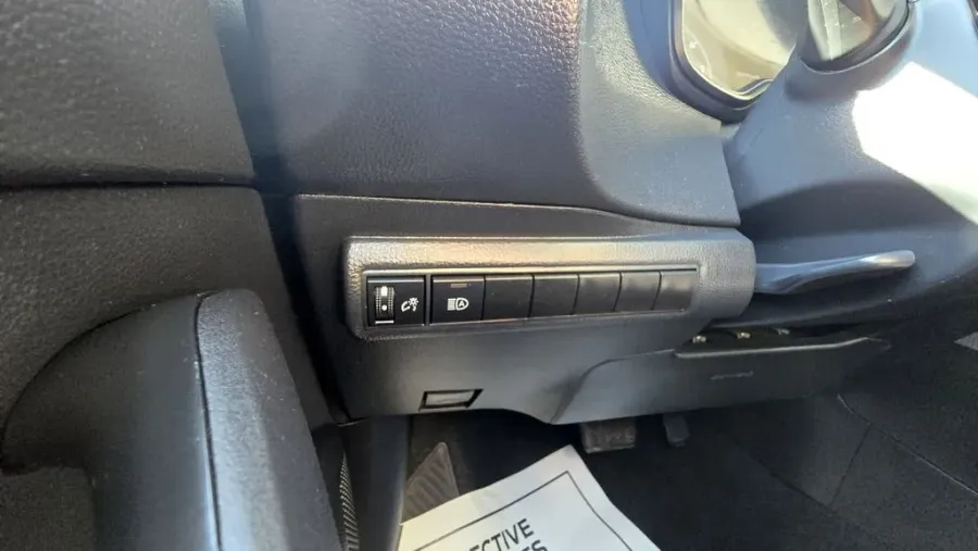 2024 Toyota Corolla | Photo 12 of 28