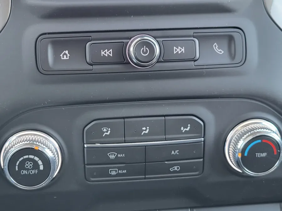 2026 GMC Sierra 2500HD Pro | Photo 15 of 24