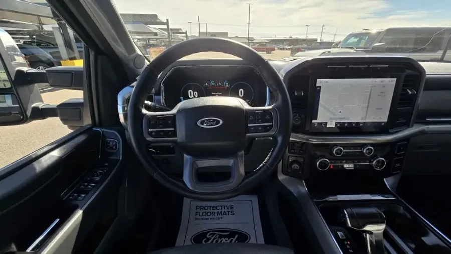 2023 Ford F-150 | Photo 16 of 31