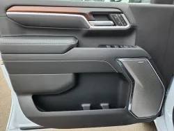 2026 GMC Sierra 3500HD Denali | Thumbnail Photo 5 of 31