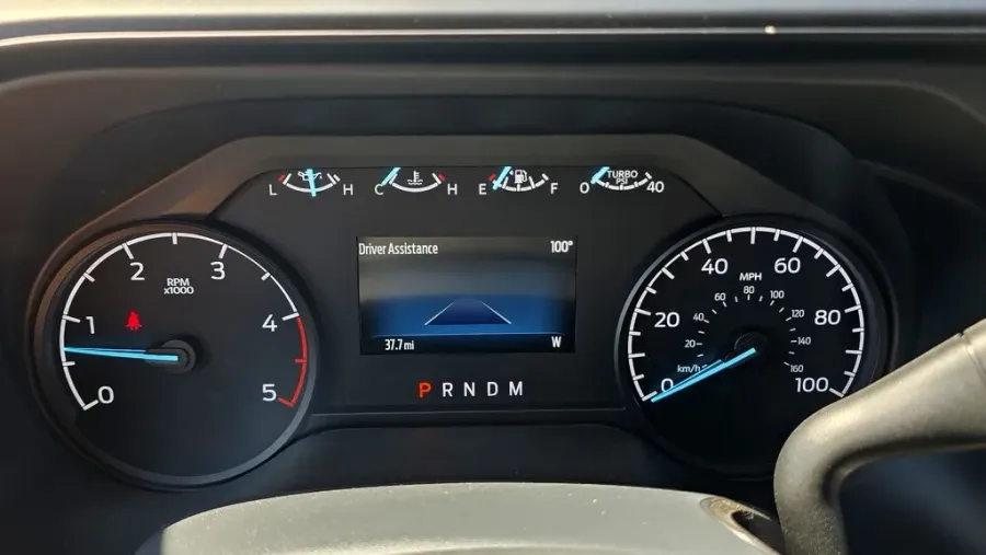 2025 Ford Super Duty F-450 | Photo 15 of 26