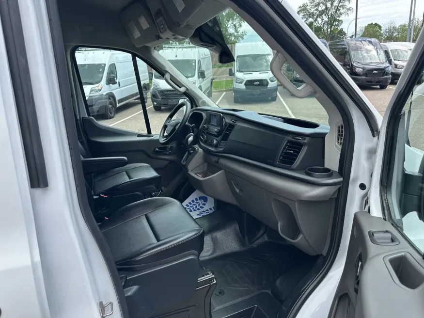 2023 Ford Transit-250 Base | Photo 14 of 16
