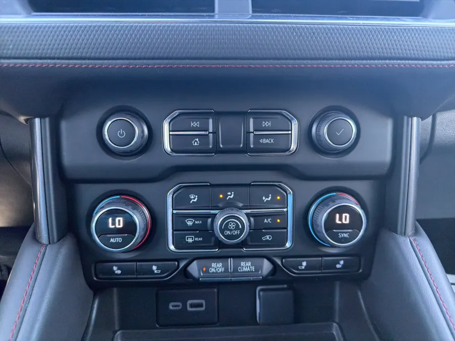 2023 Chevrolet Tahoe RST | Photo 19 of 23