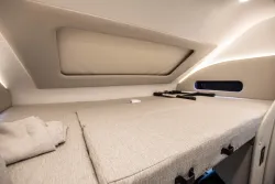 2026 Renegade Veracruz 32VDS | Thumbnail Photo 9 of 16