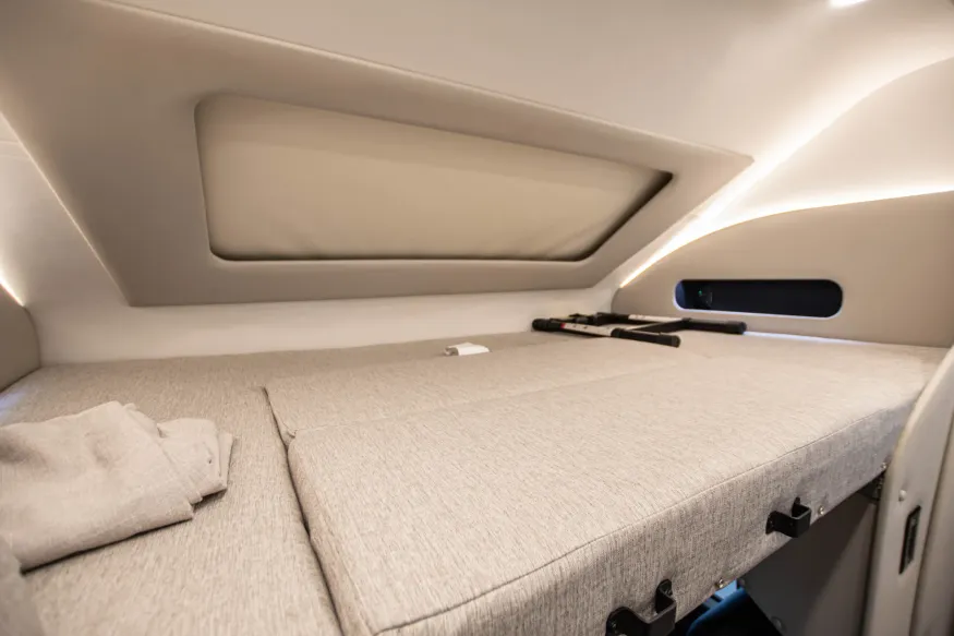 2026 Renegade Veracruz 32VDS | Photo 9 of 16