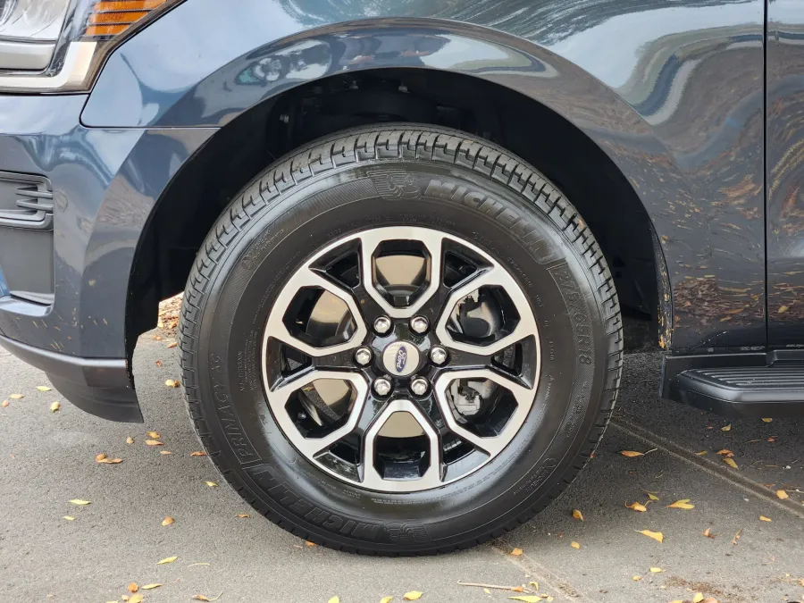 2024 Ford Expedition Max XLT | Photo 20 of 28