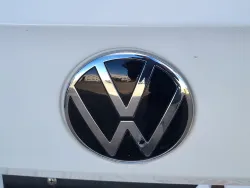 2024 Volkswagen Taos SE | Thumbnail Photo 3 of 4