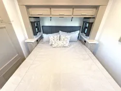 2026 Renegade Valencia 36SB | Thumbnail Photo 17 of 25