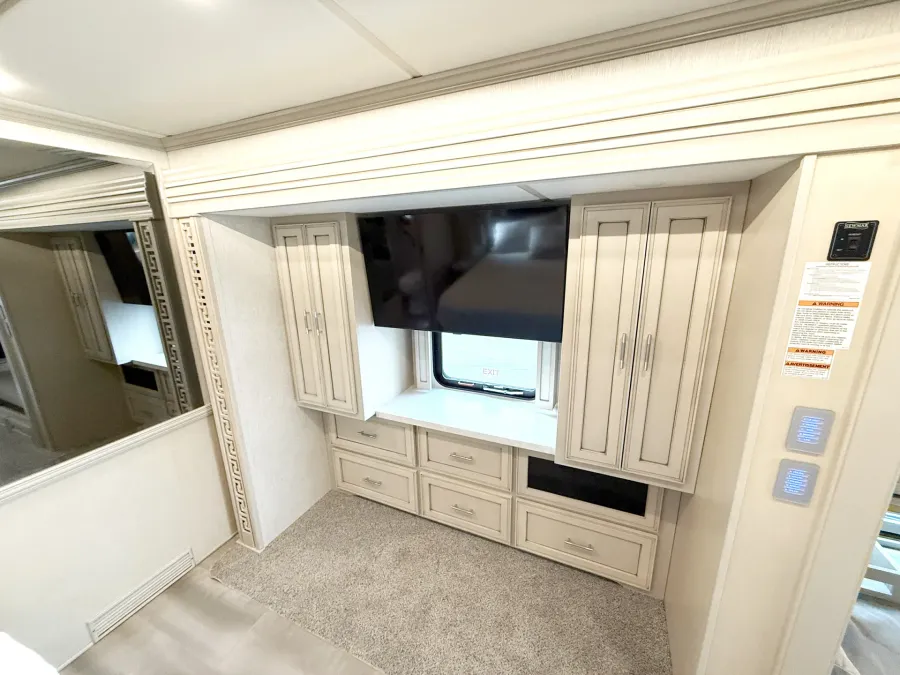 2023 Newmar Ventana 4326 | Photo 17 of 34