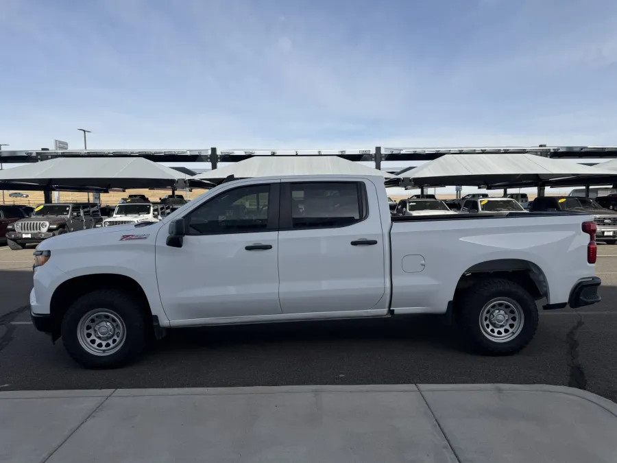 2022 Chevrolet Silverado 1500 Work Truck | Photo 4 of 17