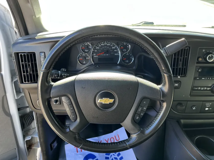 2021 Chevrolet Express 3500 | Photo 9 of 22