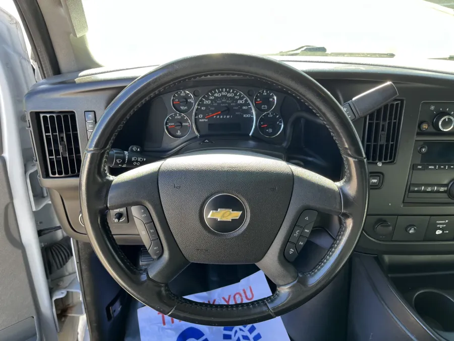 2021 Chevrolet Express 3500 | Photo 9 of 22