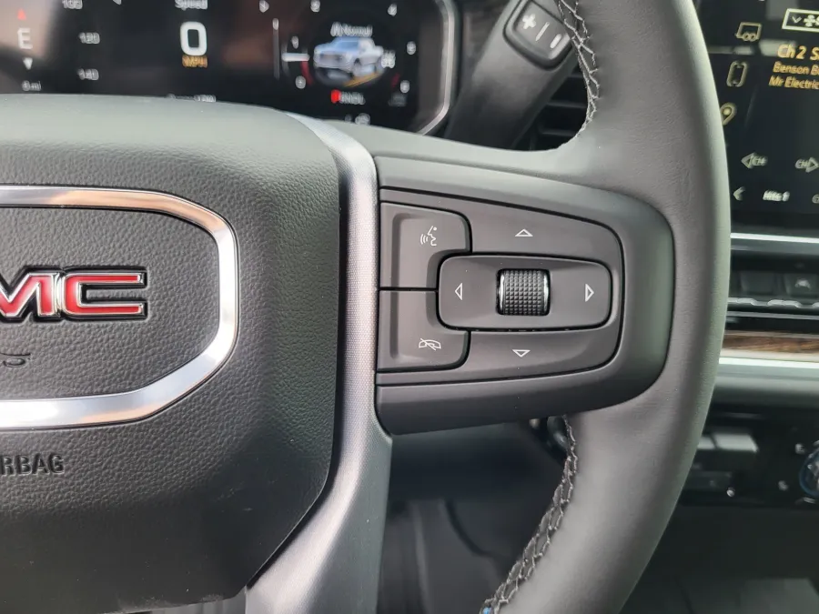 2026 GMC Sierra 1500 Elevation | Photo 12 of 23