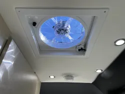 2026 Pleasure-way Plateau RB | Thumbnail Photo 29 of 28