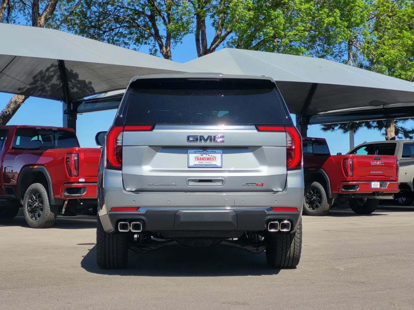 2026 GMC Yukon AT4 | Photo 5 of 25