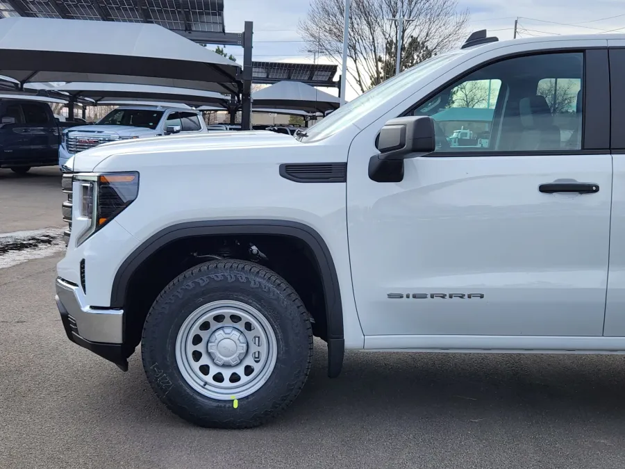 2026 GMC Sierra 1500 Pro | Photo 5 of 23