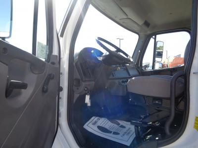 2018 Freightliner M2 106 | Thumbnail Photo 9 of 17