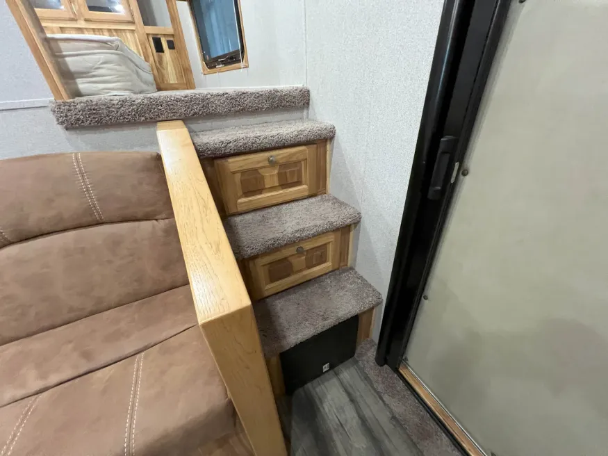 2023 Sundowner Krawler 2286 KM | Photo 12 of 25