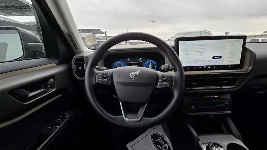 2025 Ford Bronco Sport | Photo 14 of 29