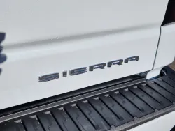 2026 GMC Sierra 1500 Denali | Thumbnail Photo 14 of 31