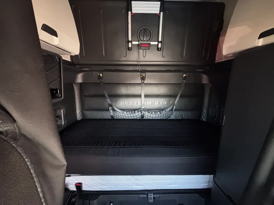 2022 Western Star 49X | Photo 14 of 18