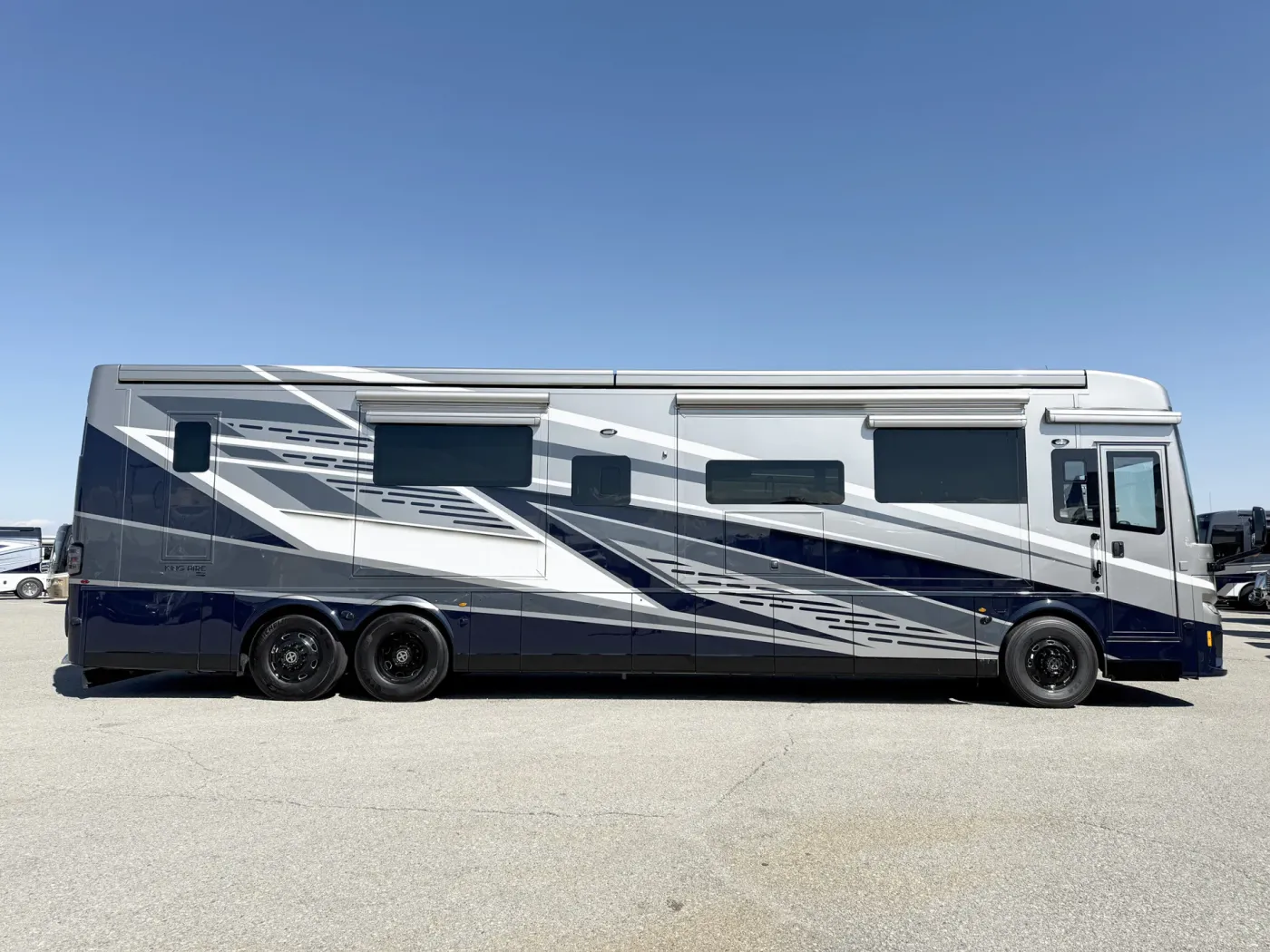 2026 Newmar King Aire 4531 | Photo 3 of 35