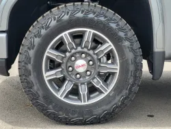 2026 GMC Sierra 1500 AT4 | Thumbnail Photo 9 of 26