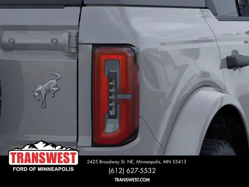 2026 Ford Bronco Outer Banks | Photo 22 of 25