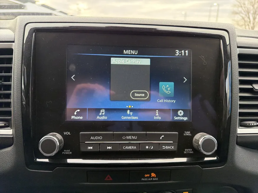 2022 Nissan Frontier SV | Photo 15 of 19