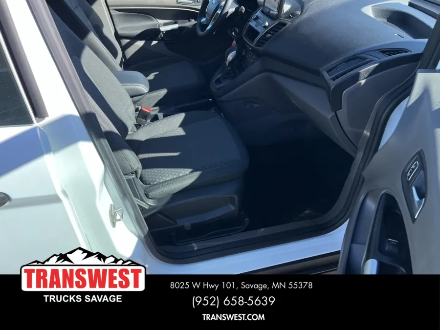 2021 Ford Transit Connect XLT | Photo 15 of 16