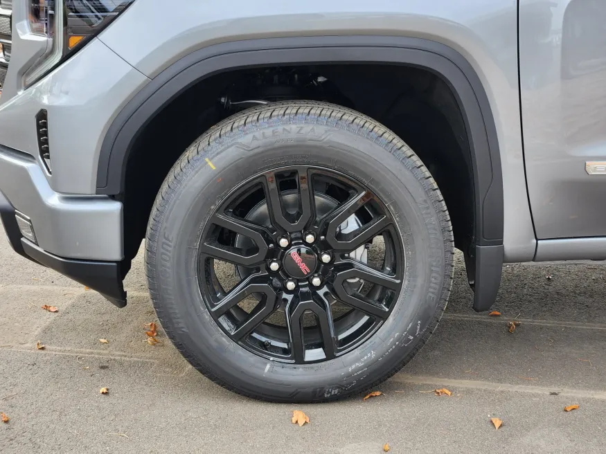 2026 GMC Sierra 1500 Elevation | Photo 20 of 28