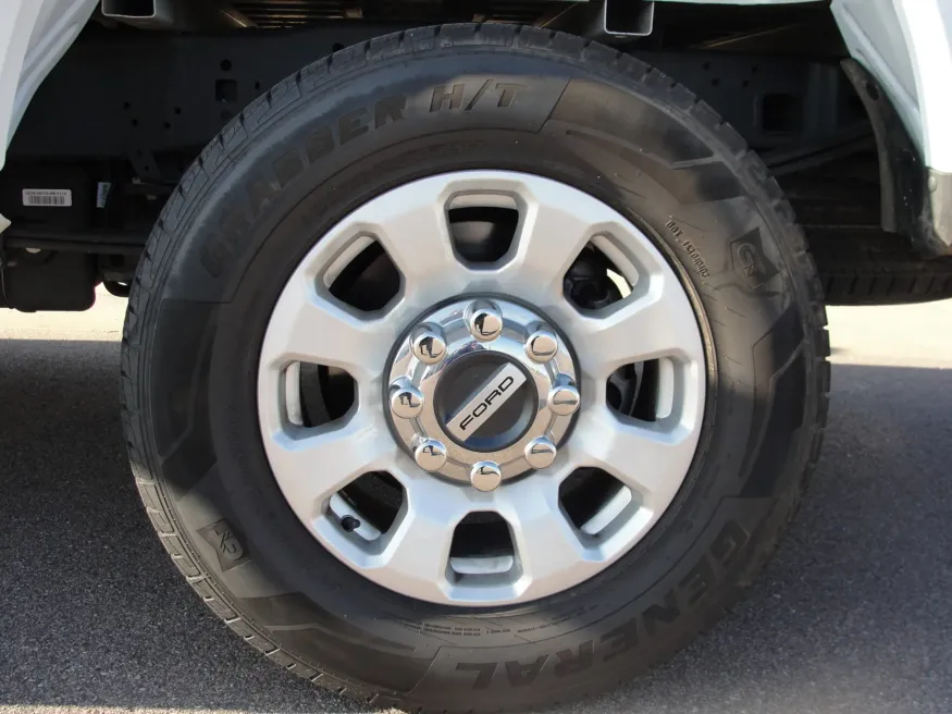 2024 Ford F250 | Photo 18 of 18