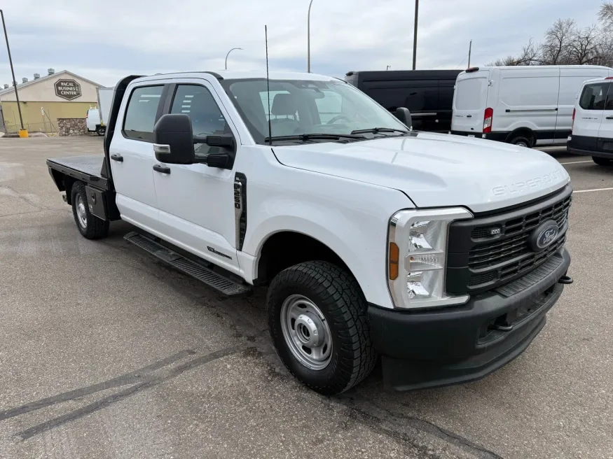2024 Ford Super Duty F-250 XL | Photo 15 of 20