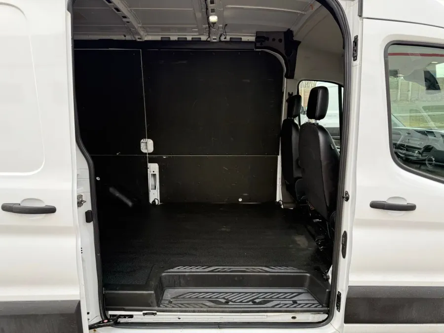 2023 Ford Transit-250 Base | Photo 10 of 20