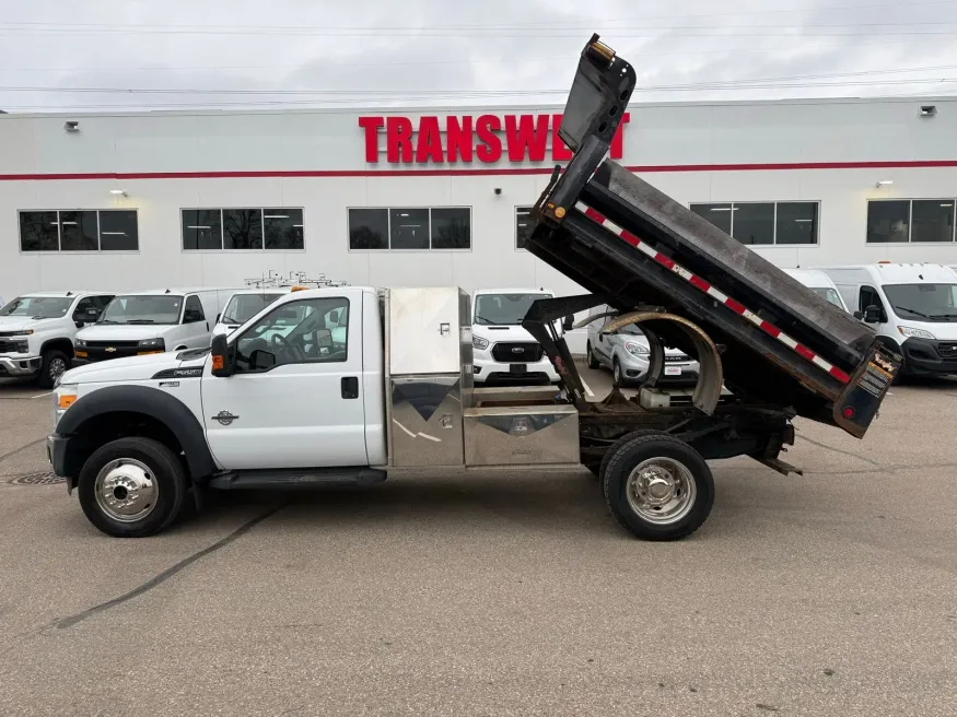 2016 Ford Super Duty F-550 XL | Photo 18 of 20