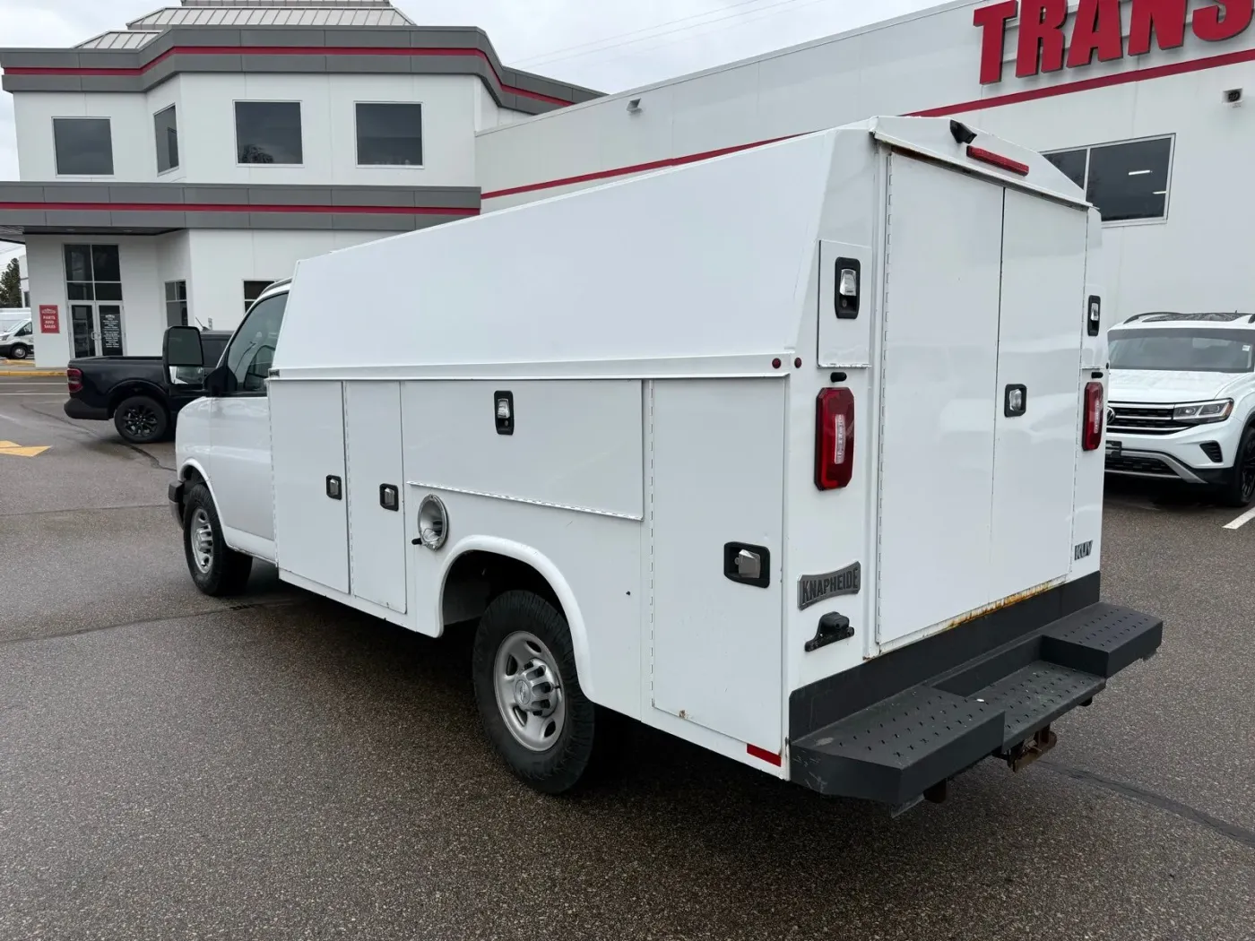 2018 Chevrolet Express 3500 Work Van | Photo 2 of 19