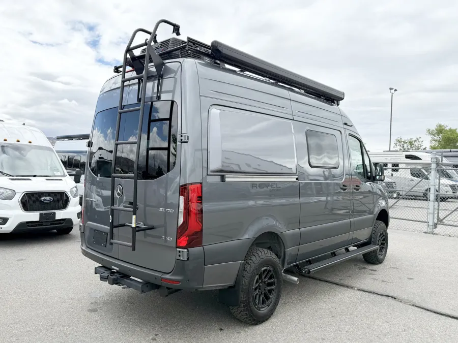 2027 Winnebago Revel Sport 44N | Photo 10 of 11