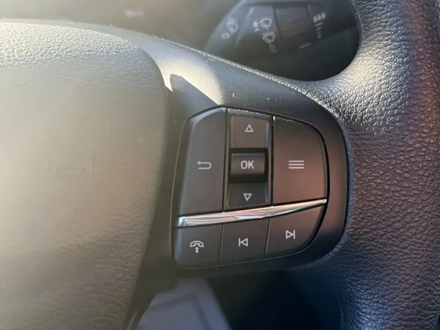 2026 Ford Transit-350 | Photo 32 of 39