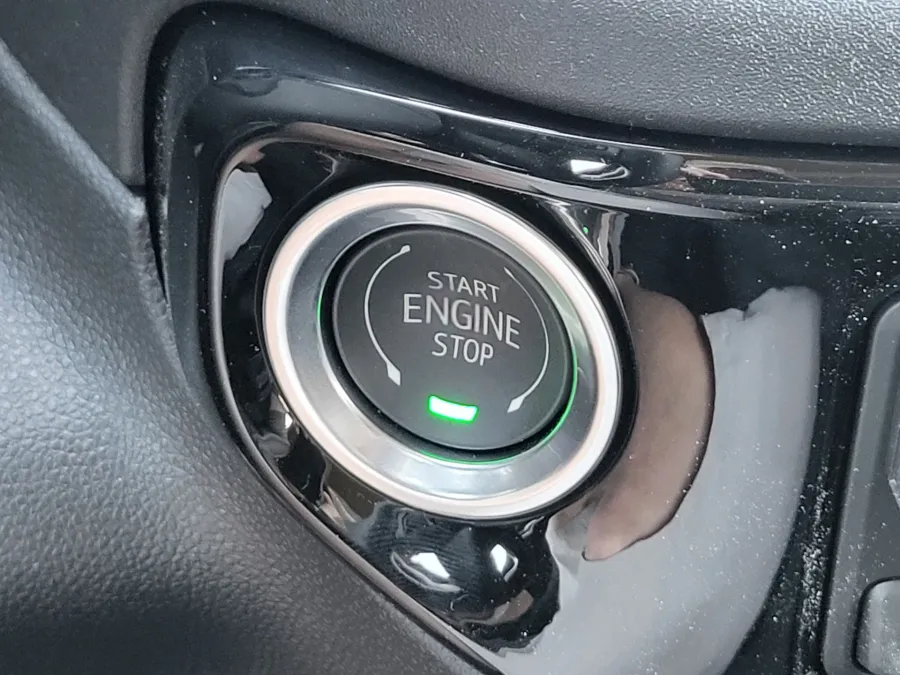 2026 GMC Sierra 1500 Elevation | Photo 17 of 24